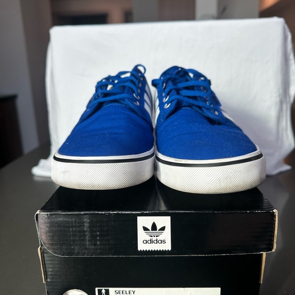 Size 10.5 - adidas Seeley Royal Blue - Picture 2 of 13